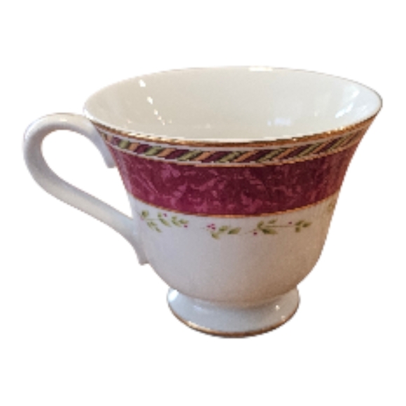 Set Royal Albert Chic Floral Mug with Pink and White Design